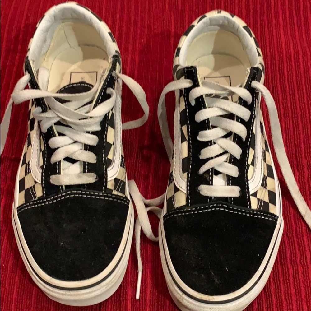 Vans Old Skool checkerboard Men’s 5, Women’s 6.5